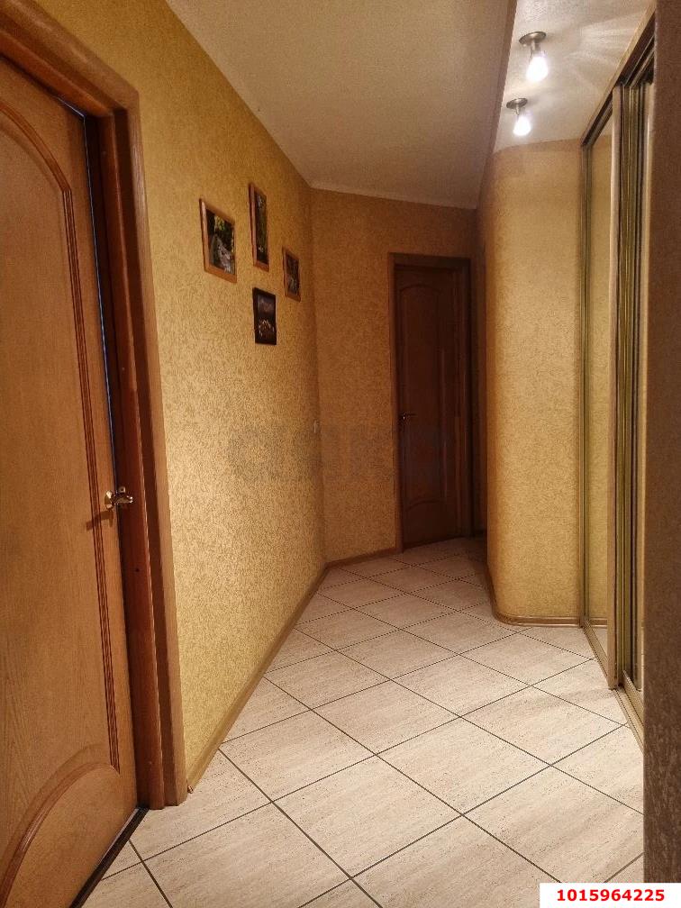 Фото №8: 2-комнатная квартира 64&nbsp;м², 1/10&nbsp;эт. - Краснодар, Прикубанский внутригородской округ, Отделение № 1 совхоза Солнечный, мкр. Фестивальный, ул. Яна Полуяна, 2