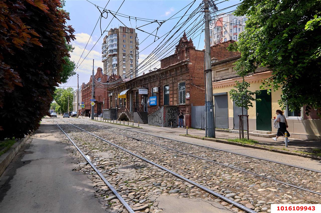 Фото №14: 2-комнатная квартира 46&nbsp;м², 1/1&nbsp;эт. - Краснодар, Центральный внутригородской округ, мкр. Центральный, ул. Коммунаров, 72