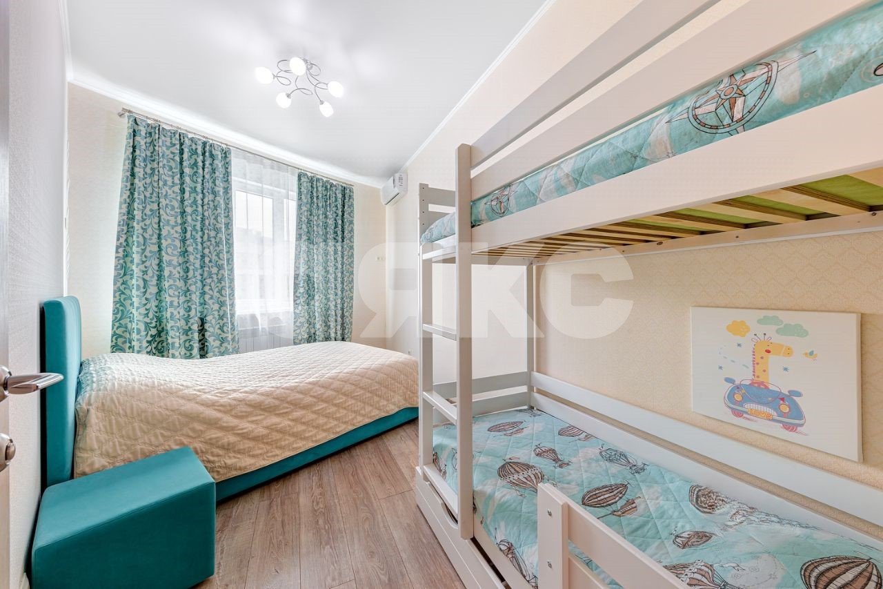 Фото №2: 2-комнатная квартира 50&nbsp;м², 5/12&nbsp;эт. - Геленджик, ул. Приморская, 1