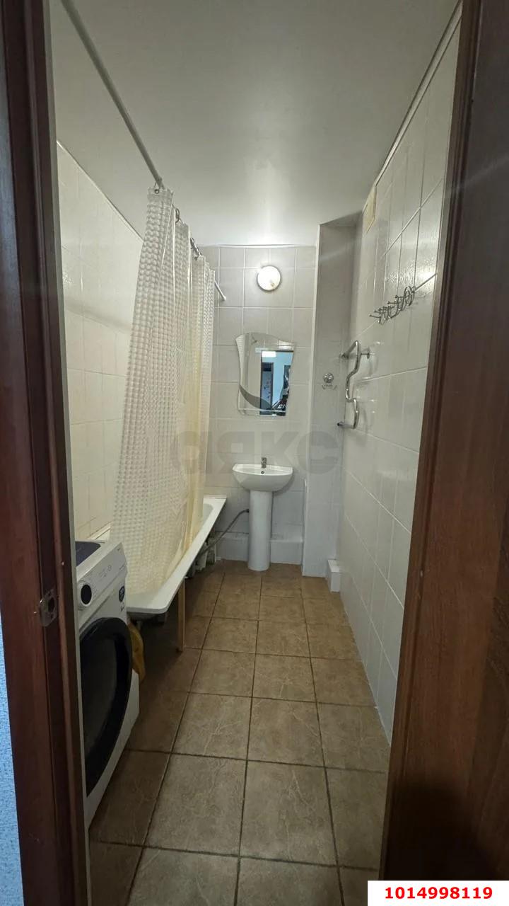 Фото №5: 2-комнатная квартира 71&nbsp;м², 13/21&nbsp;эт. - Краснодар, Прикубанский внутригородской округ, Восточно-Кругликовский, мкр. ЖК Возрождение, ул. имени 40-летия Победы, 133