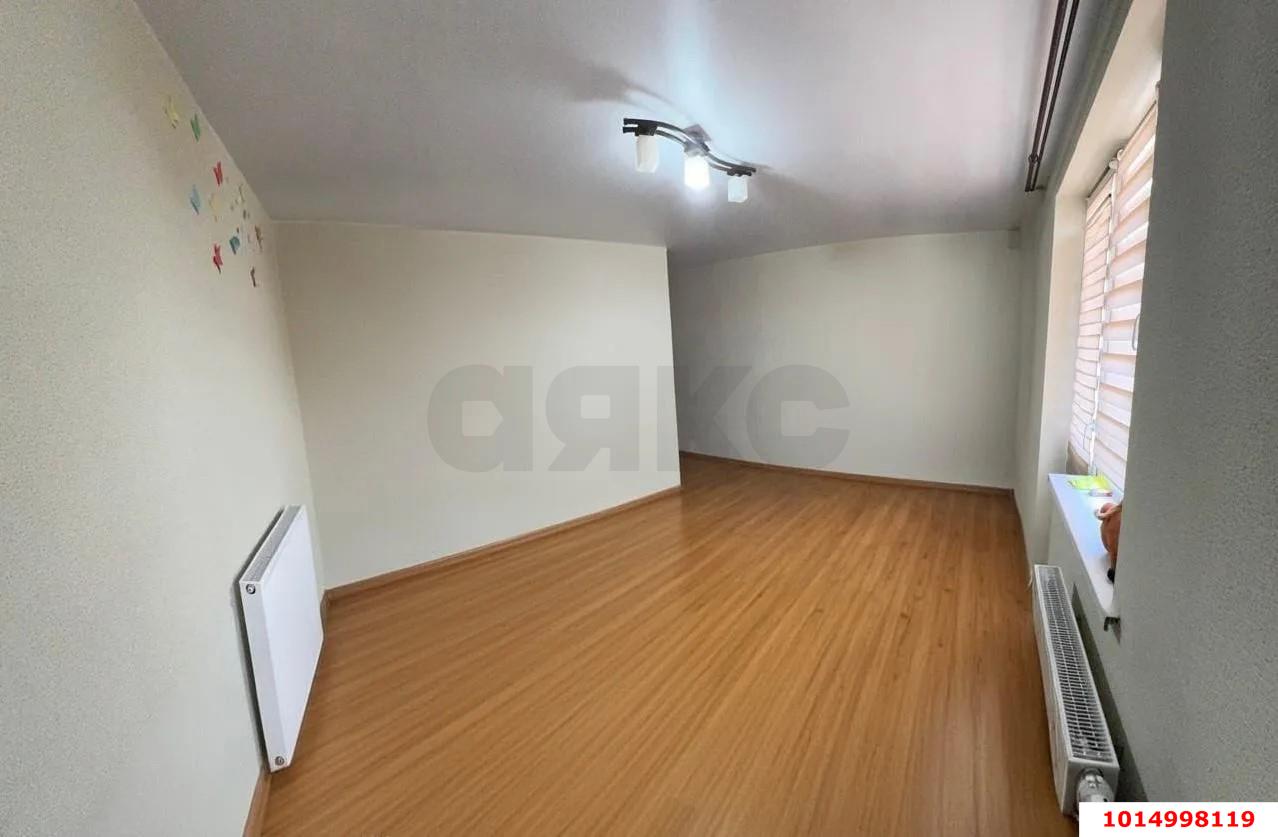 Фото №3: 2-комнатная квартира 71&nbsp;м², 13/21&nbsp;эт. - Краснодар, Прикубанский внутригородской округ, Восточно-Кругликовский, мкр. ЖК Возрождение, ул. имени 40-летия Победы, 133