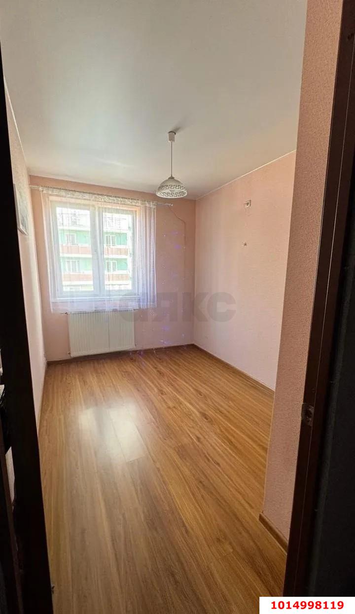 Фото №2: 2-комнатная квартира 71&nbsp;м², 13/21&nbsp;эт. - Краснодар, Прикубанский внутригородской округ, Восточно-Кругликовский, мкр. ЖК Возрождение, ул. имени 40-летия Победы, 133