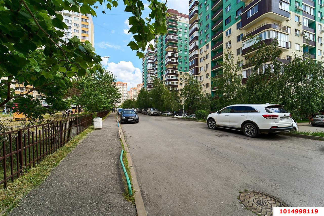 Фото №12: 2-комнатная квартира 71&nbsp;м², 13/21&nbsp;эт. - Краснодар, Прикубанский внутригородской округ, Восточно-Кругликовский, мкр. ЖК Возрождение, ул. имени 40-летия Победы, 133