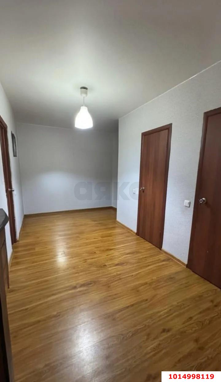 Фото №4: 2-комнатная квартира 71&nbsp;м², 13/21&nbsp;эт. - Краснодар, Прикубанский внутригородской округ, Восточно-Кругликовский, мкр. ЖК Возрождение, ул. имени 40-летия Победы, 133