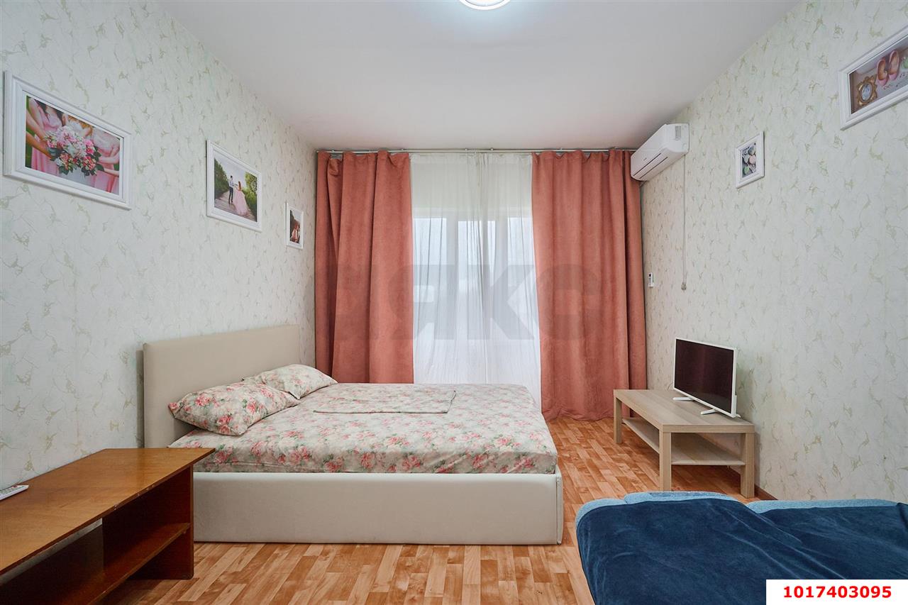 Фото №2: 2-комнатная квартира 72&nbsp;м², 4/17&nbsp;эт. - Краснодар, Прикубанский внутригородской округ, мкр. имени Маршала Жукова, ул. Александра Покрышкина, 4/5