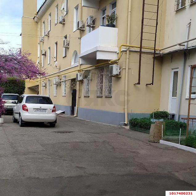 Фото №4: 1-комнатная квартира 12&nbsp;м², 1/1&nbsp;эт. - Краснодар, Западный внутригородской округ, мкр. Центральный, ул. Октябрьская, 95