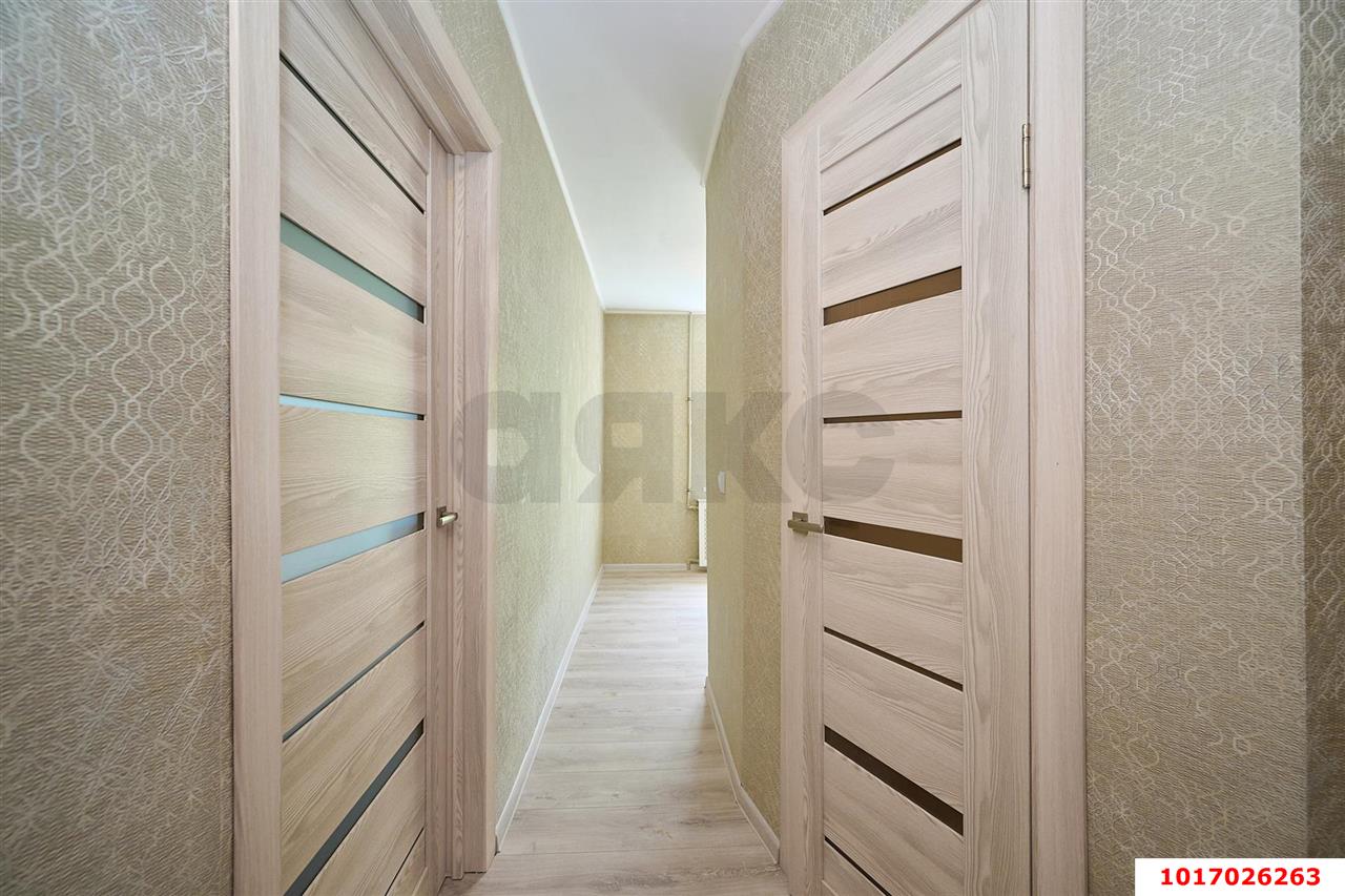 Фото №6: 1-комнатная квартира 33&nbsp;м², 3/5&nbsp;эт. - Краснодар, Центральный внутригородской округ, Покровка, мкр. Центральный, ул. Карасунская набережная, 83