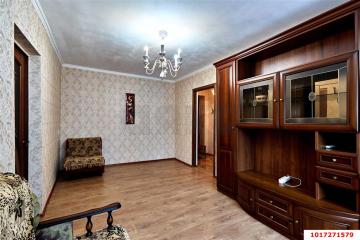 Фото №1: 2-комнатная квартира 41 м², 1/2 эт. - Колосистый, мкр. Прикубанский внутригородской округ, пер. Макаренко, 11
