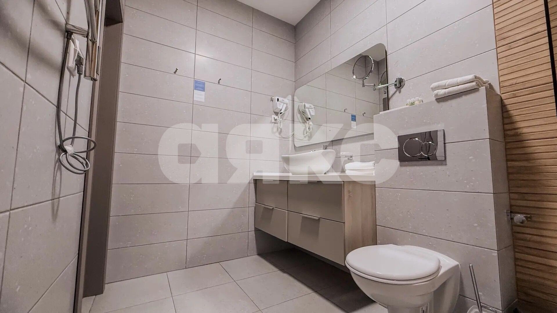 Фото №2: 1-комнатная квартира 65&nbsp;м², 13/14&nbsp;эт. - Анапа, мкр. жилой комплекс Золотая Бухта, пр-кт Революции, 3