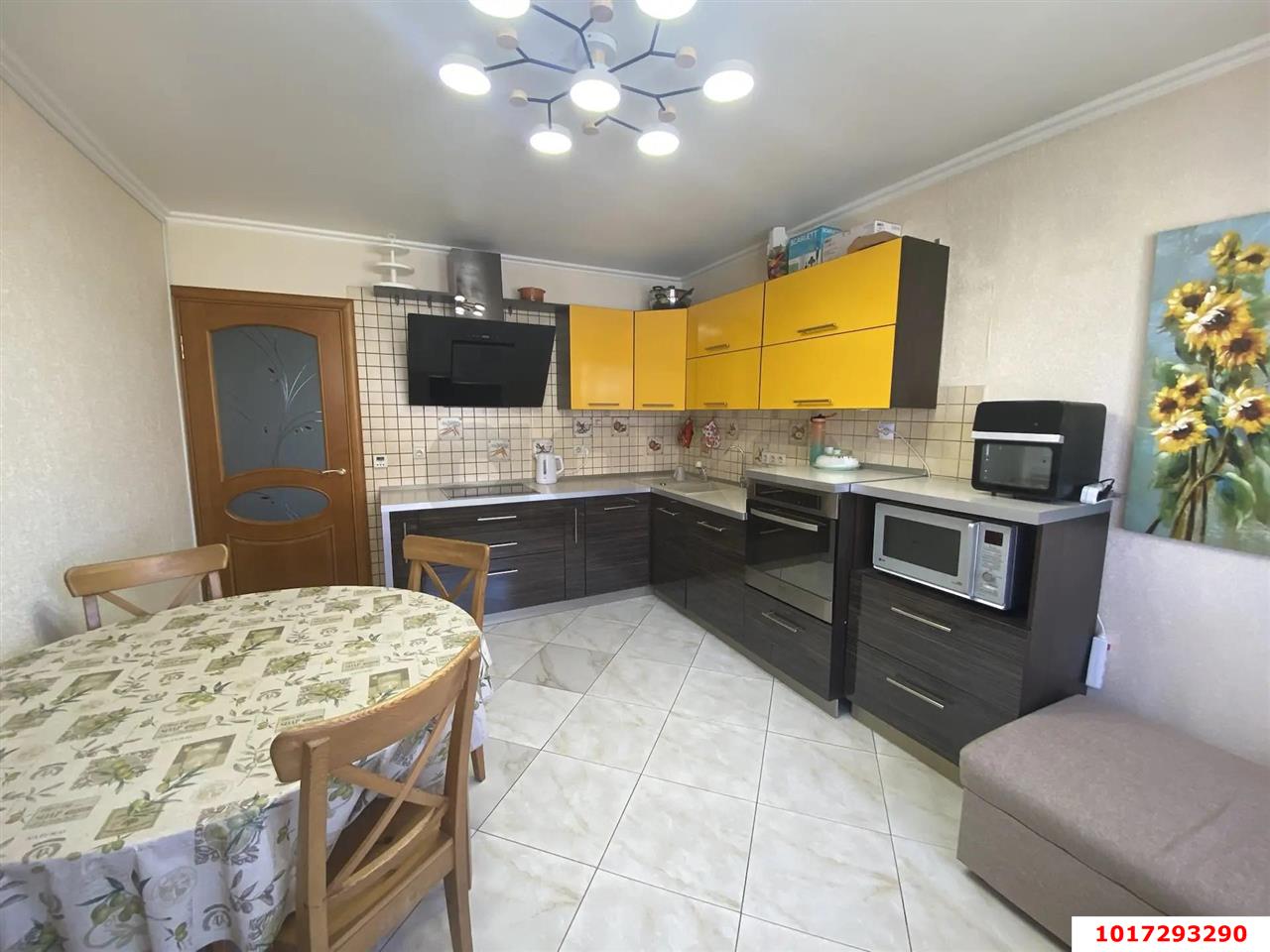 Фото №2: 3-комнатная квартира 90&nbsp;м², 10/18&nbsp;эт. - Краснодар, Прикубанский внутригородской округ, мкр. Молодёжный, ул. 2-я Целиноградская, 3