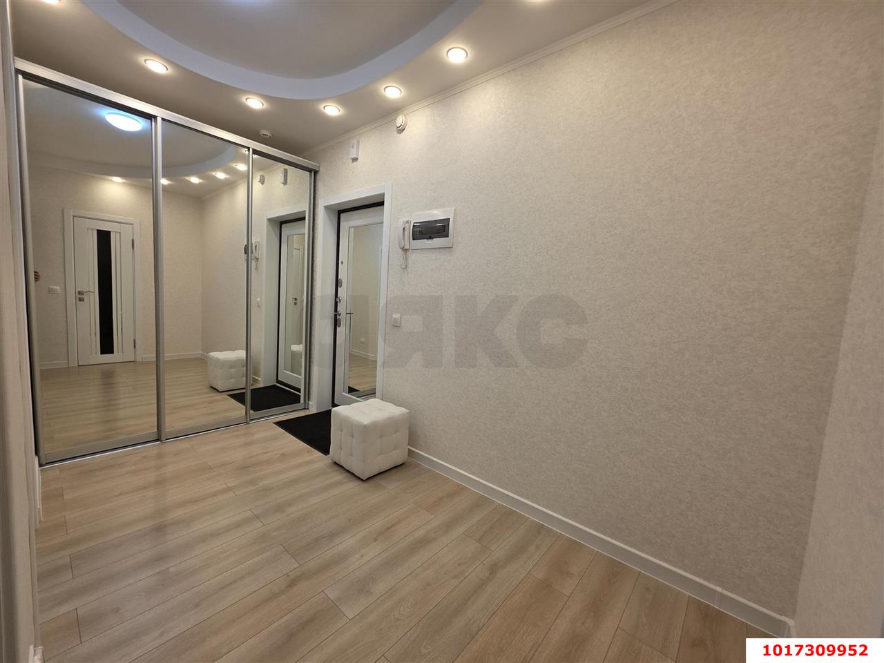 Фото №6: 1-комнатная квартира 39&nbsp;м², 11/16&nbsp;эт. - Краснодар, Прикубанский внутригородской округ, имени Петра Метальникова, мкр. жилой комплекс Радуга, ул. Евгении Жигуленко, 7