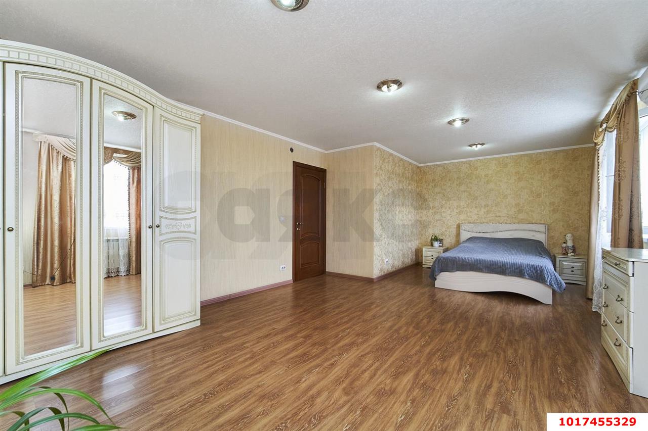 Фото №8: Дом 222&nbsp;м² + 4.14&nbsp;сот., 3&nbsp;эт. - Краснодар, Западный внутригородской округ, мкр. Центральный, ул. Рашпилевская, 115