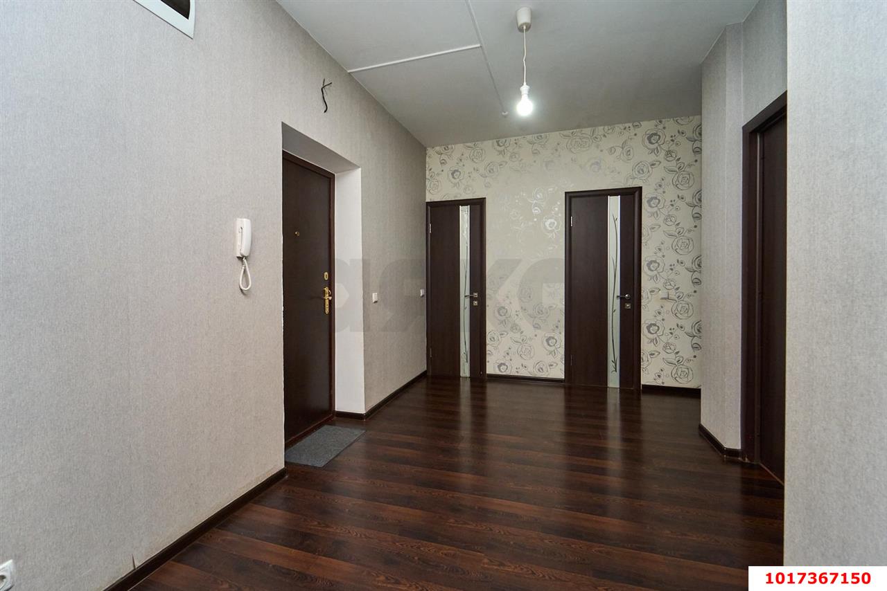 Фото №8: 2-комнатная квартира 78&nbsp;м², 3/17&nbsp;эт. - Краснодар, Прикубанский внутригородской округ, мкр. имени Маршала Жукова, ул. Александра Покрышкина, 4/8