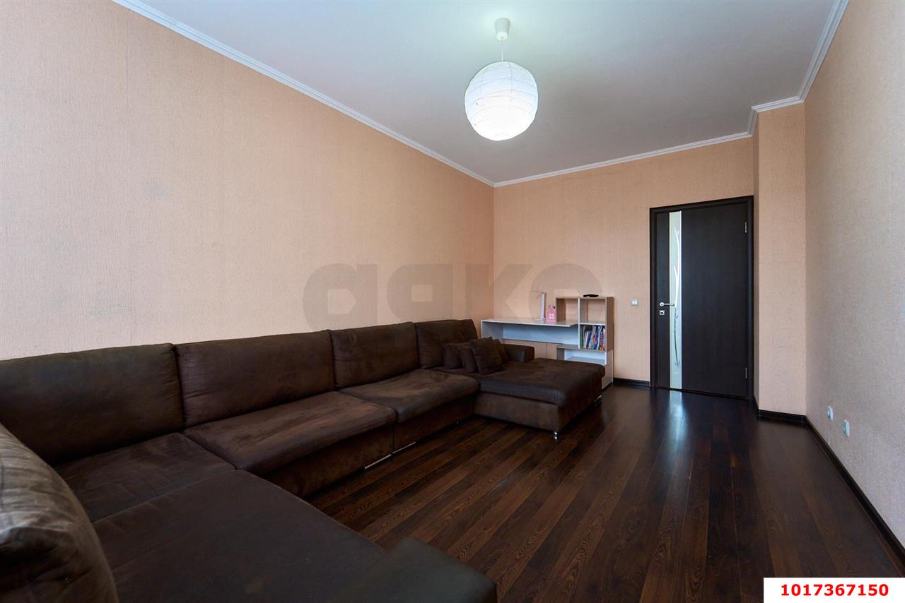 Фото №4: 2-комнатная квартира 78&nbsp;м², 3/17&nbsp;эт. - Краснодар, Прикубанский внутригородской округ, мкр. имени Маршала Жукова, ул. Александра Покрышкина, 4/8