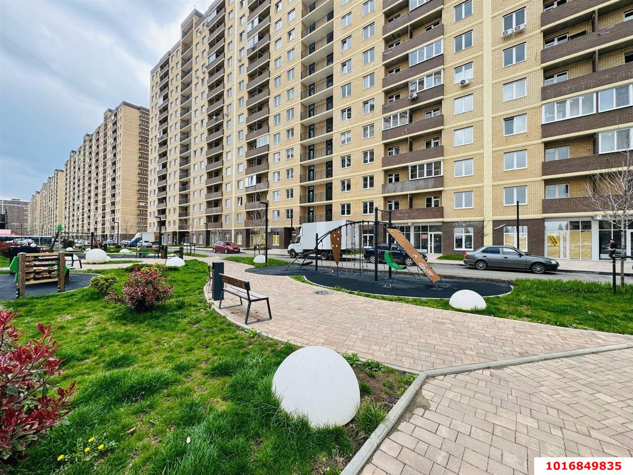 Фото №1: Студия 25&nbsp;м², 13/16&nbsp;эт. - Краснодар, Прикубанский внутригородской округ, мкр. жилой комплекс Дыхание, ул. Лётчика Позднякова, 2к22