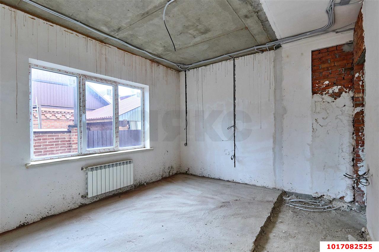 Фото №11: Дом 250&nbsp;м² + 4&nbsp;сот., 2&nbsp;эт. - Краснодар, Западный внутригородской округ, Горогороды, мкр. Центральный, ул. Александра Матросова, 45