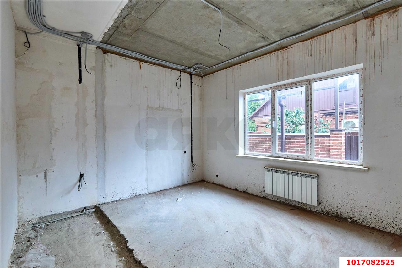 Фото №8: Дом 250&nbsp;м² + 4&nbsp;сот., 2&nbsp;эт. - Краснодар, Западный внутригородской округ, Горогороды, мкр. Центральный, ул. Александра Матросова, 45