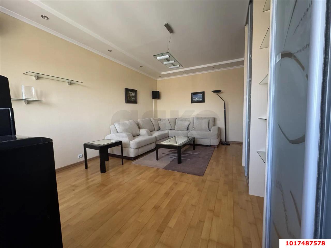 Фото №4: 2-комнатная квартира 70&nbsp;м², 15/17&nbsp;эт. - Краснодар, Карасунский внутригородской округ, мкр. Комсомольский, ул. Тюляева, 2/1