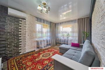 Фото №1: 2-комнатная квартира 41 м², 5/5 эт. - Краснодар, мкр. Черёмушки, ул. Димитрова, 137