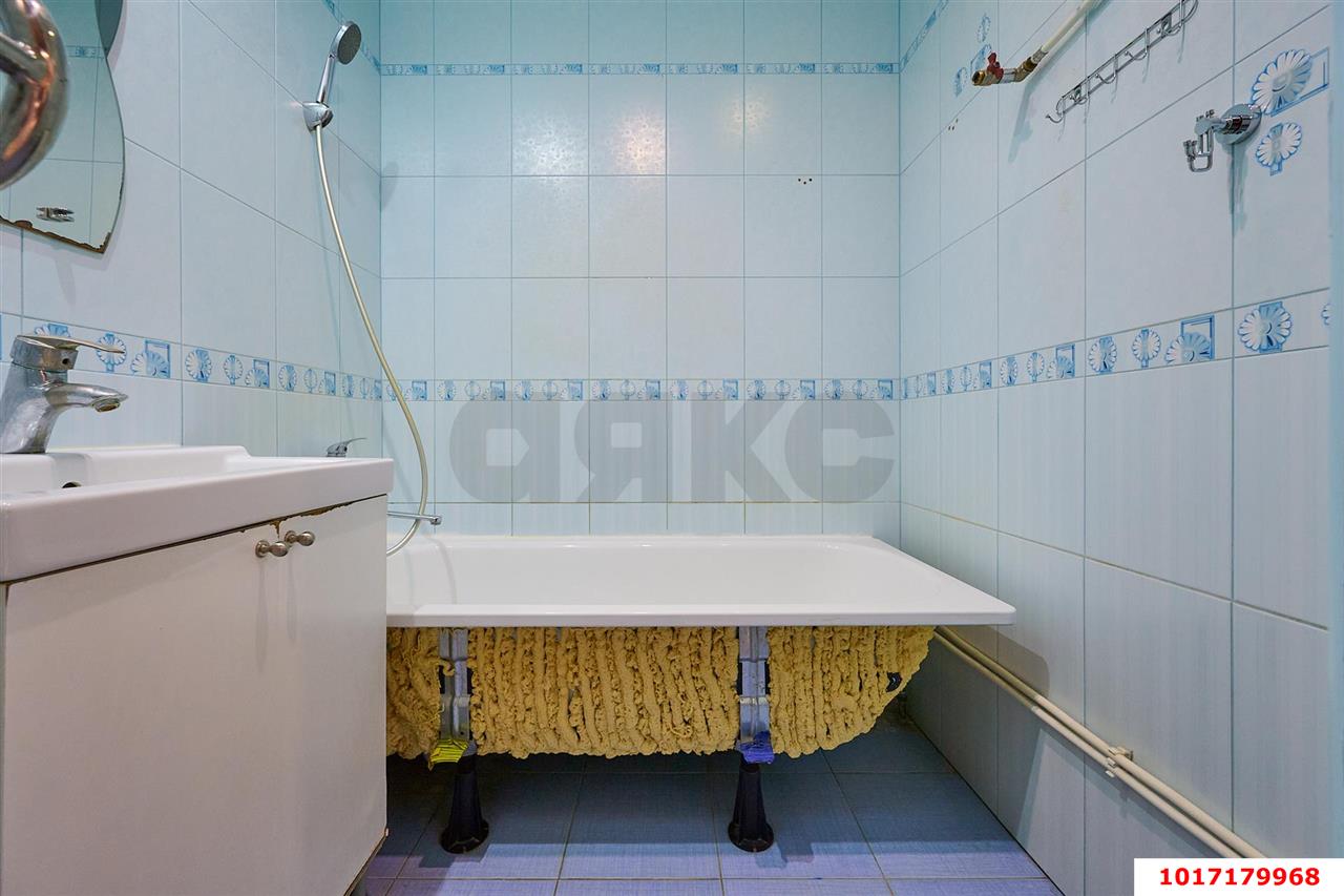 Фото №10: 3-комнатная квартира 64&nbsp;м², 5/5&nbsp;эт. - Краснодар, Прикубанский внутригородской округ, мкр. Фестивальный, ул. имени Тургенева, 199