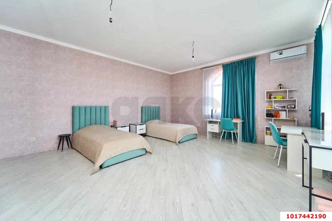 Фото №9: Дом 324&nbsp;м² + 8.2&nbsp;сот., 2&nbsp;эт. - Новотитаровская, ул. Королёва, 33