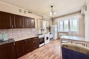 Фото №1: 2-комнатная квартира 60&nbsp;м², 3/5&nbsp;эт. - Краснодар, мкр. жилой комплекс Краски, ул. Краеведа Соловьёва, 6