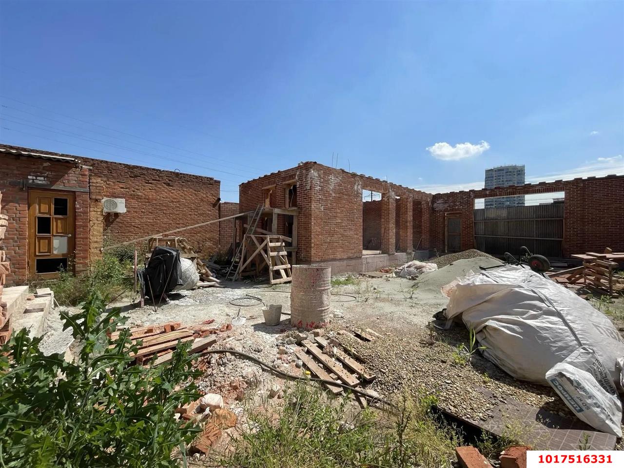 Фото №7: Дом 319&nbsp;м² + 6.04&nbsp;сот., 2&nbsp;эт. - Краснодар, Прикубанский внутригородской округ, мкр. Славянский, пр-д 3-й Линии