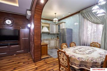 Фото №1: Дом 176 м² + 5.5 сот., 2 эт. - Краснодар, мкр. имени Н.И. Вавилова, ул. Прикубанская