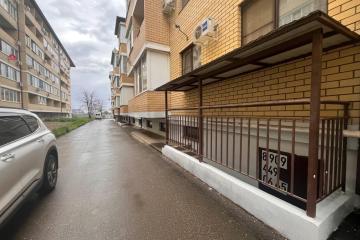 Фото №1: Торговое помещение 34&nbsp;м², -1/5&nbsp;эт. - Краснодар, мкр. Прикубанский внутригородской округ, ул. им. Сорока А.М., 4/1