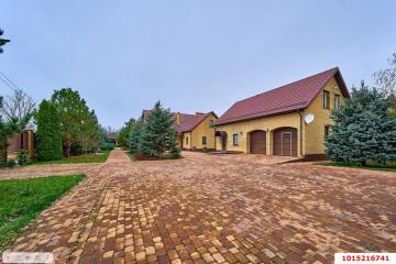 Фото №1: Дом 900&nbsp;м² + 130&nbsp;сот., 2&nbsp;эт. - Каневская, ул. Северная, 2А