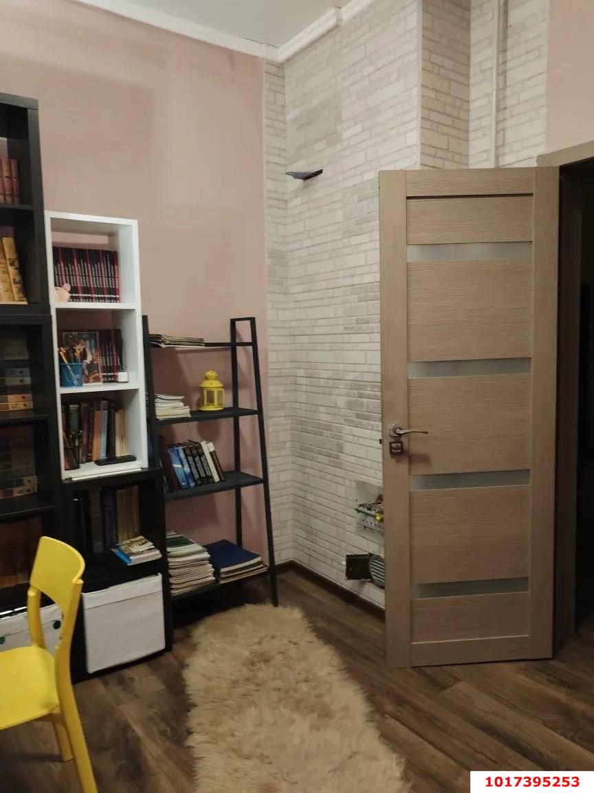 Фото №8: 3-комнатная квартира 50&nbsp;м², 1/1&nbsp;эт. - Краснодар, Западный внутригородской округ, мкр. Центральный, ул. Ленина, 24