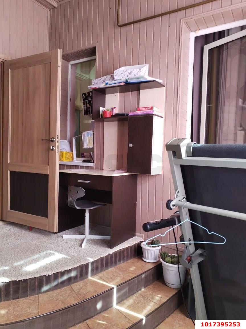 Фото №4: 3-комнатная квартира 50&nbsp;м², 1/1&nbsp;эт. - Краснодар, Западный внутригородской округ, мкр. Центральный, ул. Ленина, 24
