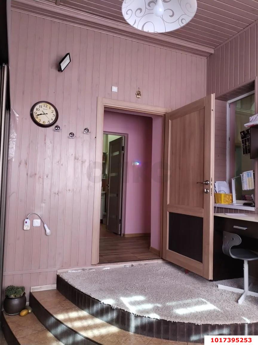 Фото №10: 3-комнатная квартира 50&nbsp;м², 1/1&nbsp;эт. - Краснодар, Западный внутригородской округ, мкр. Центральный, ул. Ленина, 24