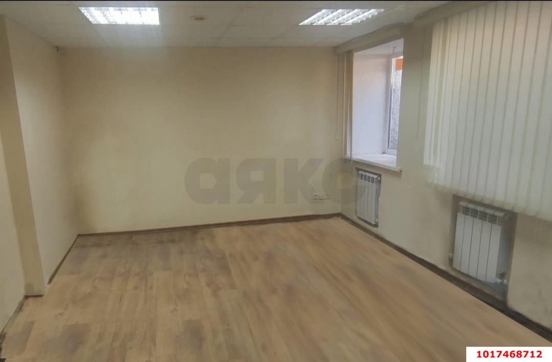 Фото №2: Офисное помещение 92&nbsp;м², 1/2&nbsp;эт. - Краснодар, Западный внутригородской округ, мкр. Центральный, ул. Мира, 9/1