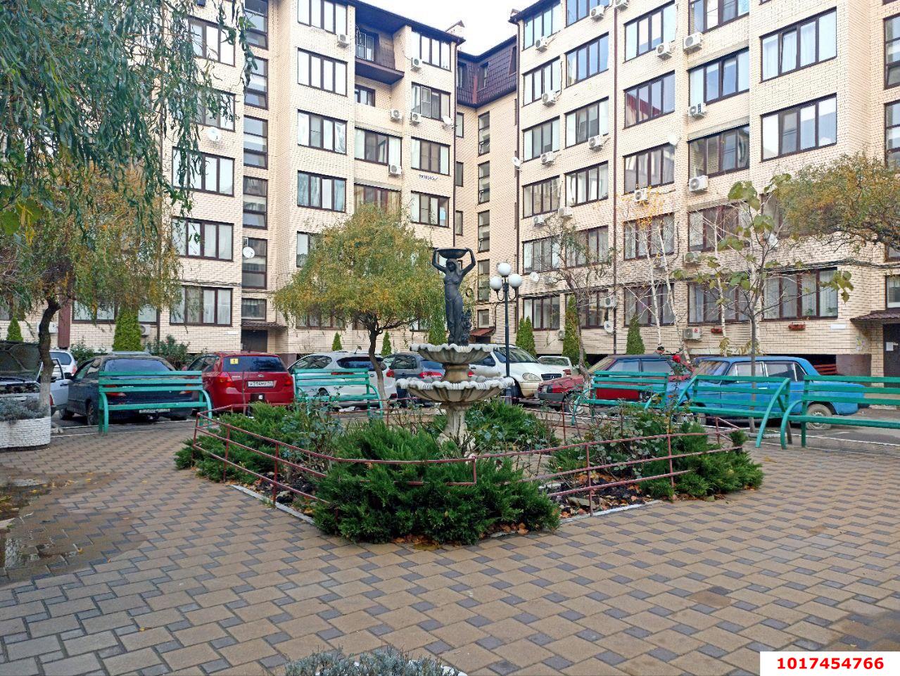 Фото №1: Студия 33&nbsp;м² - Краснодар, Прикубанский внутригородской округ, мкр. Музыкальный, ул. имени Сергея Есенина, 84