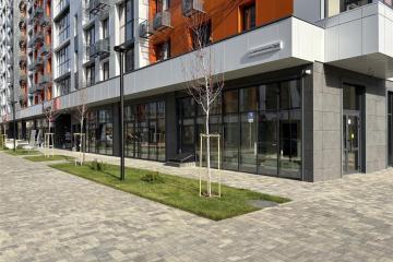 Фото №1: Торговое помещение 52&nbsp;м², 1/9&nbsp;эт. - Краснодар, мкр. жилой комплекс Друзья, ул. имени Генерала Брусилова, 28