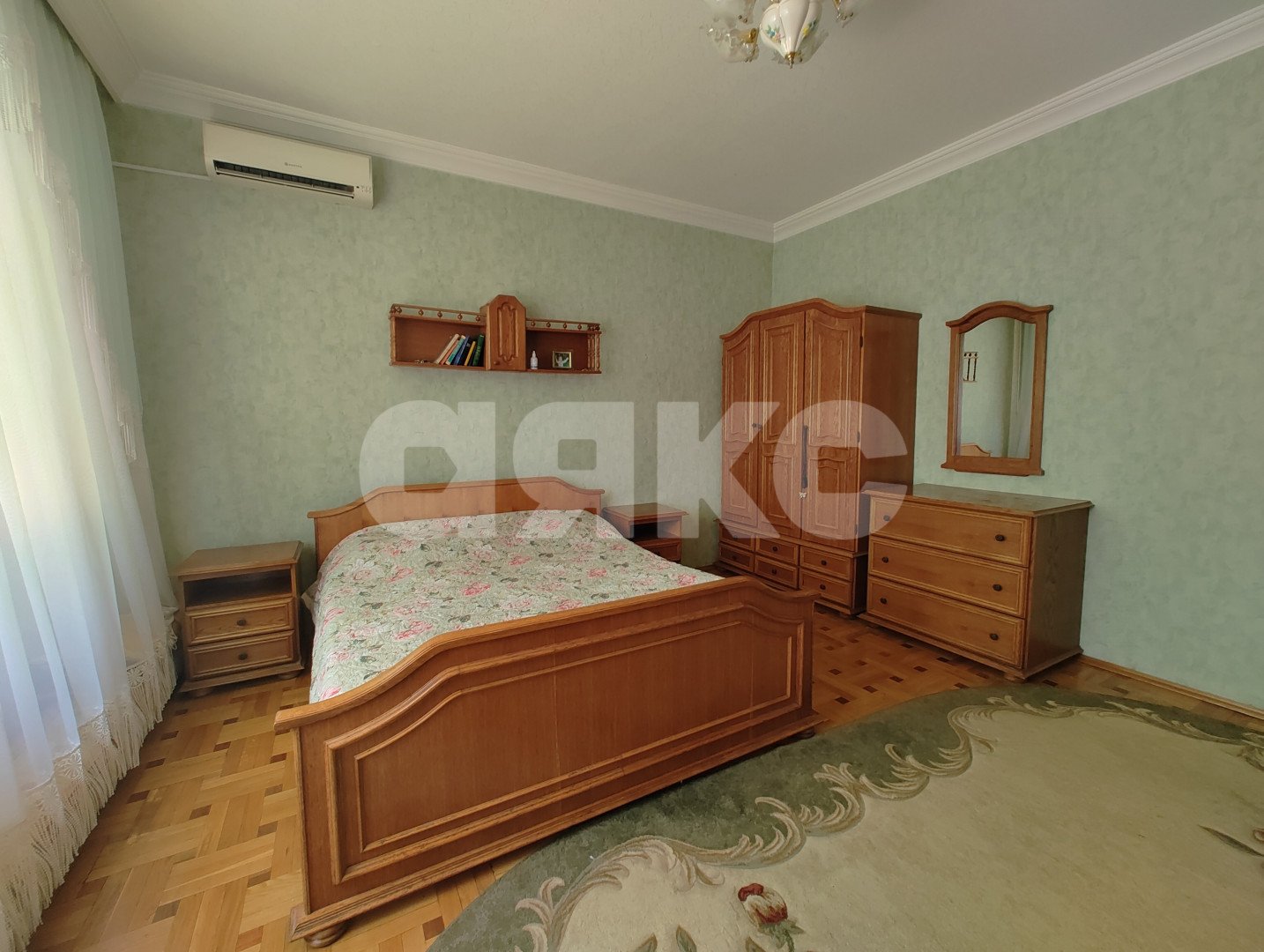 Фото №6: Дом 360&nbsp;м² + 5&nbsp;сот., 3&nbsp;эт. - Майкоп, мкр. Центр, ул. Курганная, 289
