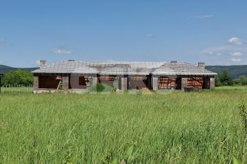 Фото №1: Таунхаус 414 м² + 20 сот., 1 эт. - Цветочный, ул. Луговая, 15