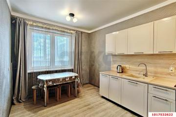 Фото №1: 1-комнатная квартира 31&nbsp;м², 7/10&nbsp;эт. - Краснодар, мкр. жилой комплекс Инсити-Парк, ул. Командорская, 1/3