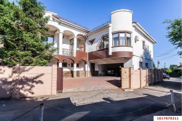 Фото №1: Дом 385&nbsp;м², 2&nbsp;эт. - Краснодар, мкр. Дубинка, ул. Кочубея, 42/1