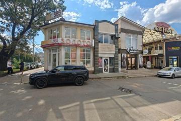 Фото №1: Торговое помещение 144&nbsp;м², 2/2&nbsp;эт. - Краснодар, мкр. Дубинка, ул. Ставропольская, 65