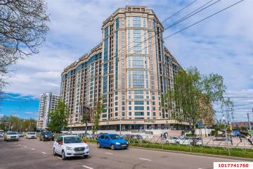 Фото №1: 2-комнатная квартира 70&nbsp;м², 22/24&nbsp;эт. - Краснодар, мкр. ЖК Тургенев, ул. Дальняя, 8к1