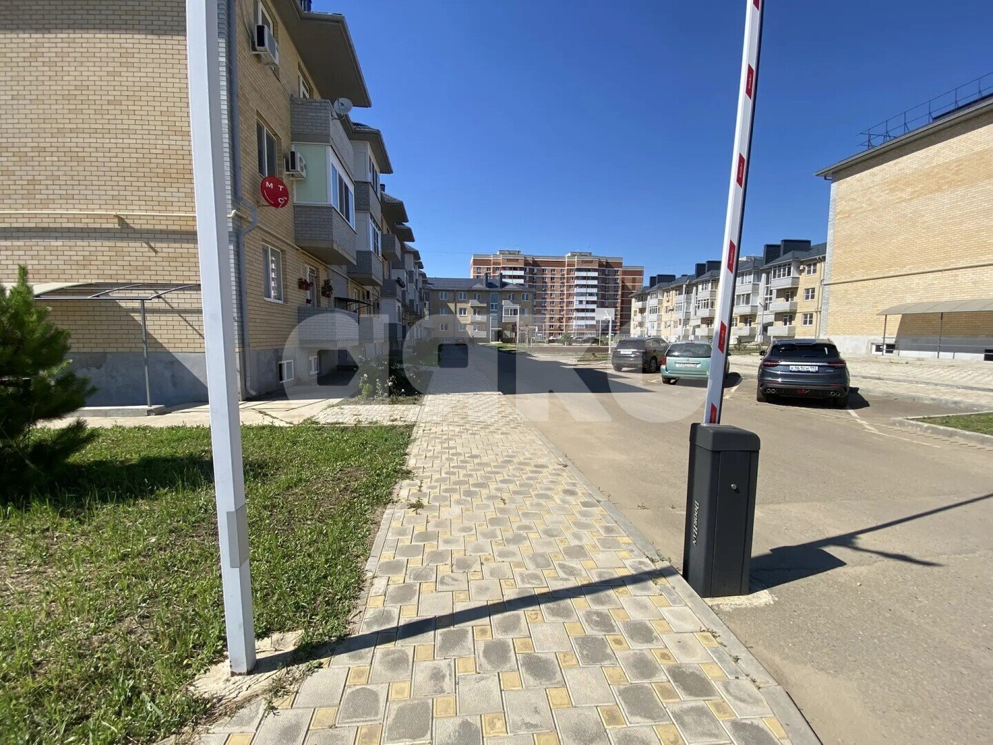 Фото №8: 2-комнатная квартира 56&nbsp;м², 1/3&nbsp;эт. - Кореновск, мкр. 10-й, ул. Таманская, 1
