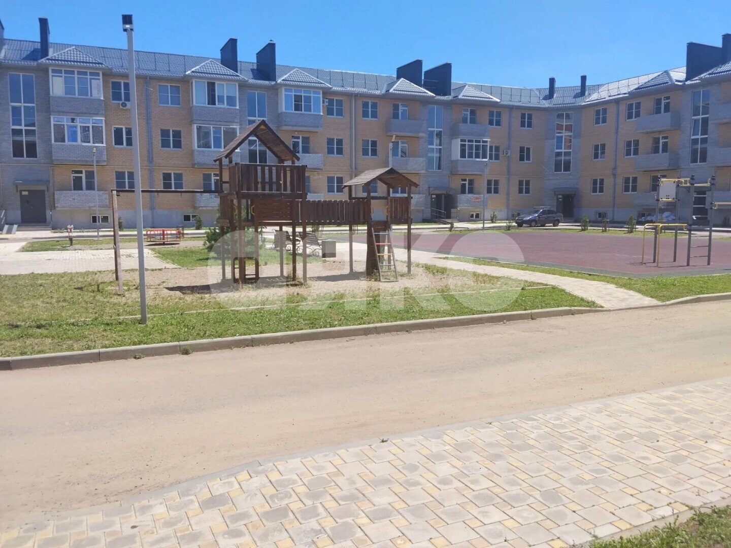 Фото №3: 2-комнатная квартира 56&nbsp;м², 1/3&nbsp;эт. - Кореновск, мкр. 10-й, ул. Таманская, 1