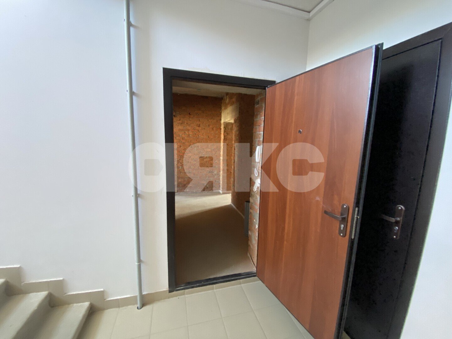 Фото №16: 2-комнатная квартира 56&nbsp;м², 1/3&nbsp;эт. - Кореновск, мкр. 10-й, ул. Таманская, 1