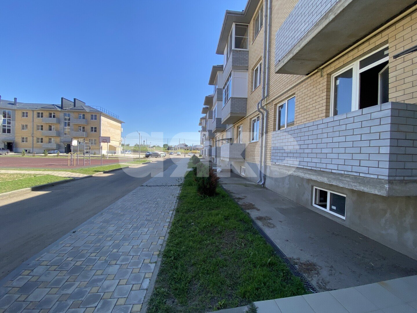 Фото №7: 2-комнатная квартира 56&nbsp;м², 1/3&nbsp;эт. - Кореновск, мкр. 10-й, ул. Таманская, 1