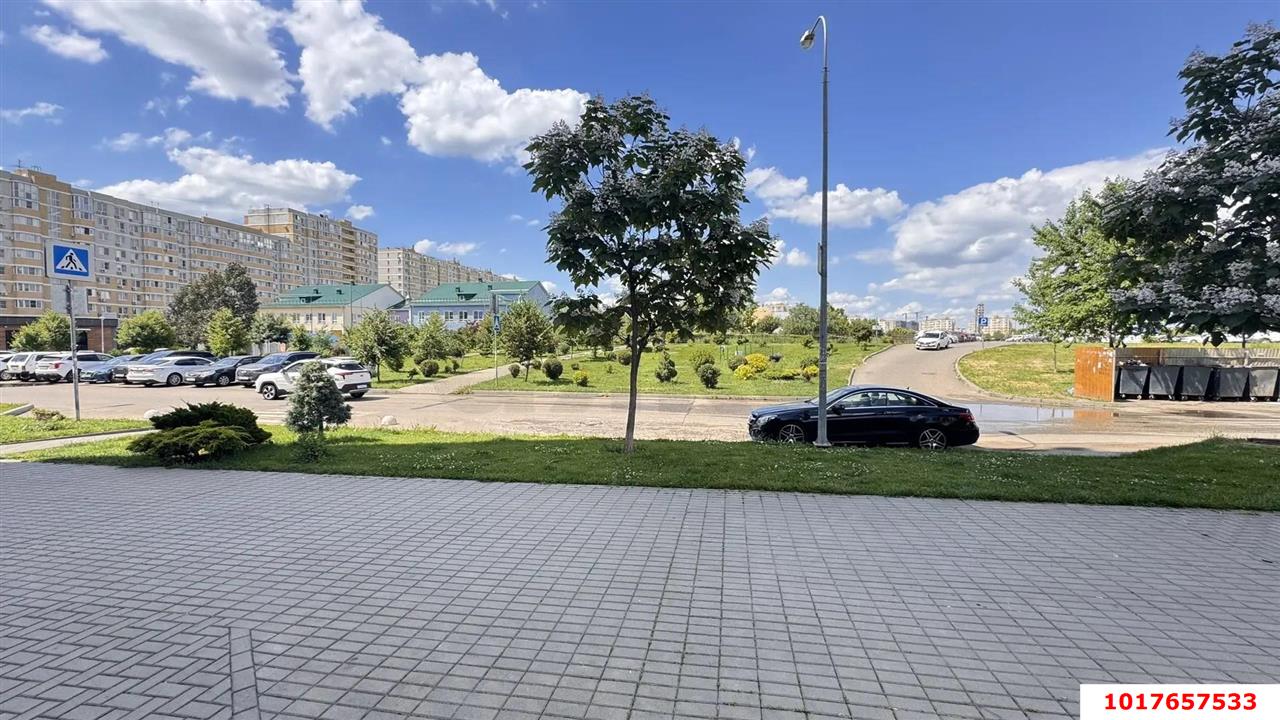 Фото №9: Торговое помещение 83&nbsp;м², 1/9&nbsp;эт. - Краснодар, Прикубанский внутригородской округ, Славянский, мкр. Светлоград, ул. Красных Партизан, 1/3к11