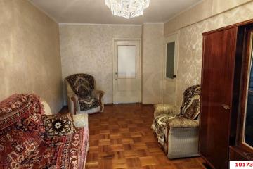 Фото №1: 3-комнатная квартира 59 м², 2/5 эт. - Краснодар, мкр. Фестивальный, ул. Гагарина, 83