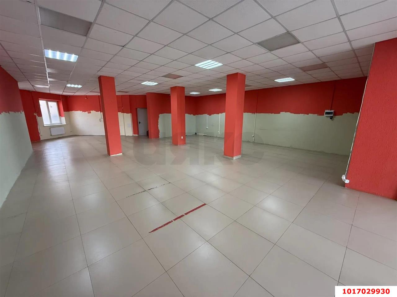 Фото №3: Торговое помещение 212&nbsp;м², 1/6&nbsp;эт. - Краснодар, Прикубанский внутригородской округ, мкр. Музыкальный, ул. Московская, 130