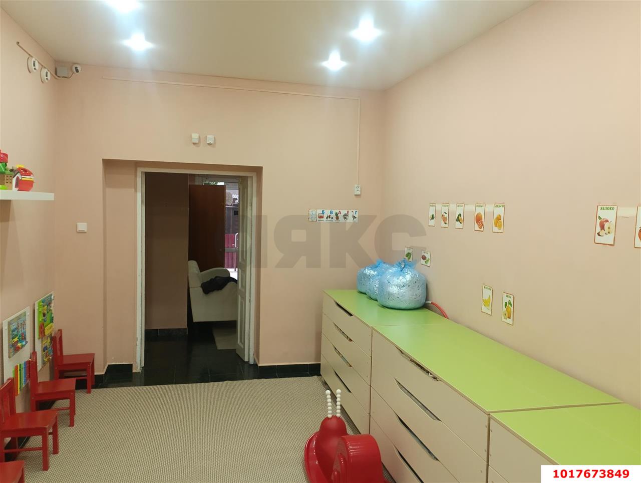 Фото №6: Офисное помещение 62&nbsp;м², 1/6&nbsp;эт. - Краснодар, Западный внутригородской округ, Сельскохозяйственный Институт, мкр. Юбилейный, пр-кт Чекистов, 35